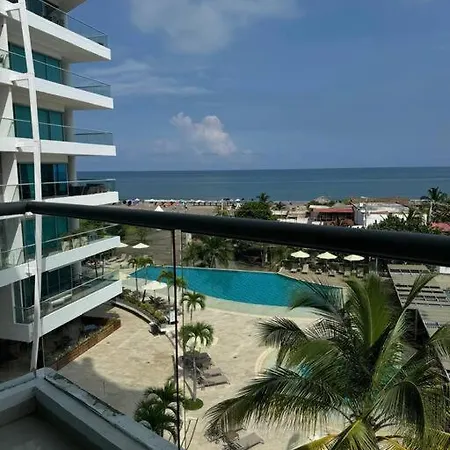 Beachfront Luxury Condo In Cartagena